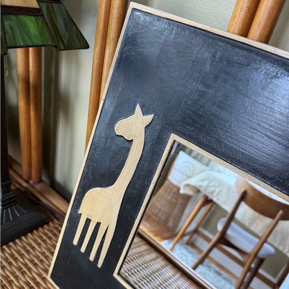 Hand-Painted Giraffe Mirrors – Whimsical & One-of-a-Kind - Picture 12 of 16